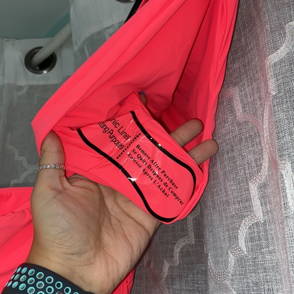 2-piece bikini - Picture 9 of 9